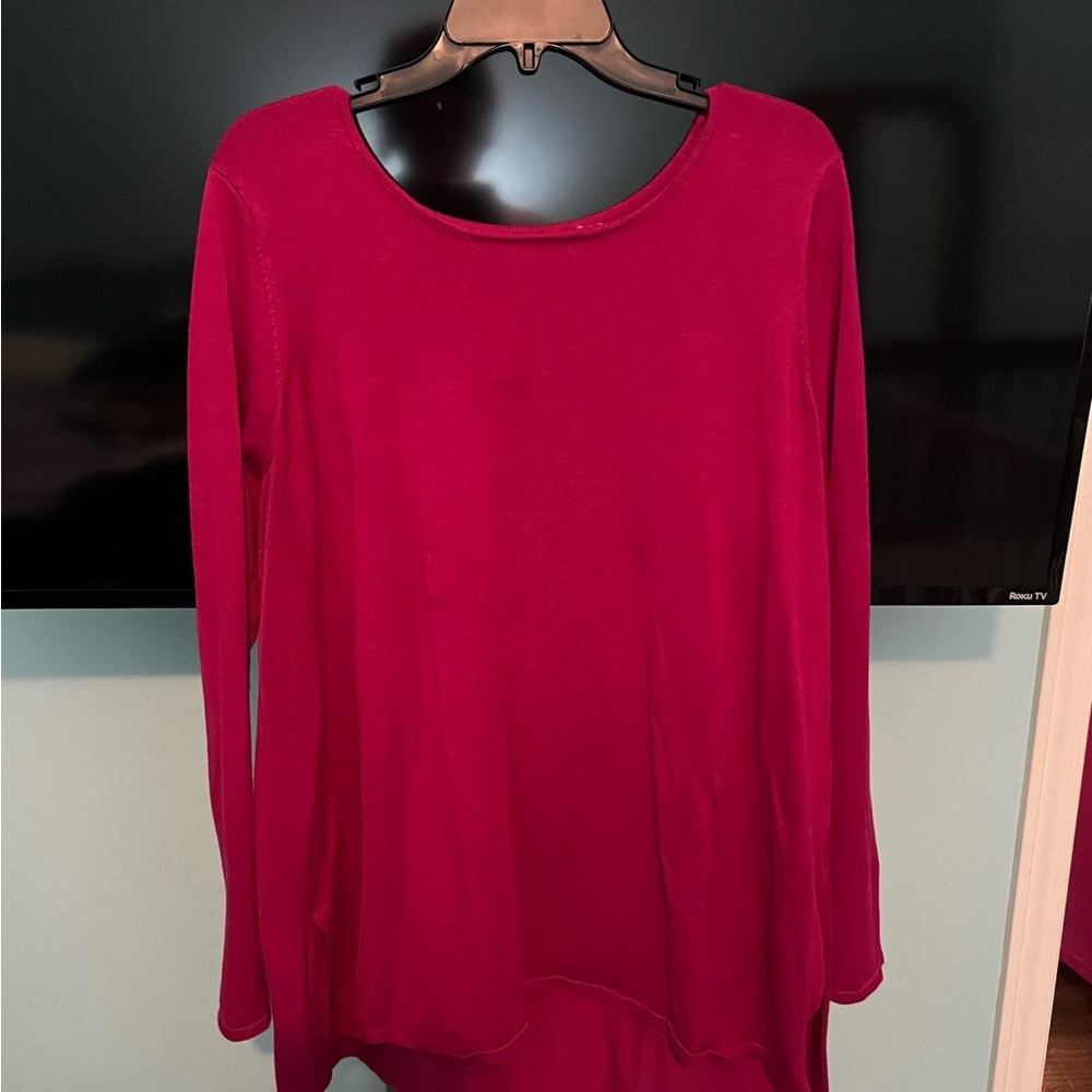 Sweater size 1x or 2x.
